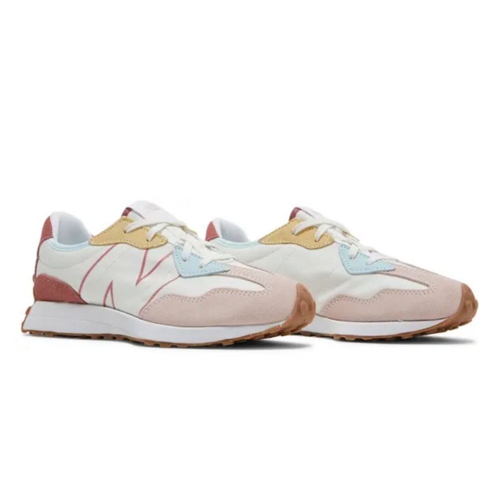 New Balance Women's 327 Classic Sneakers 8-8.5